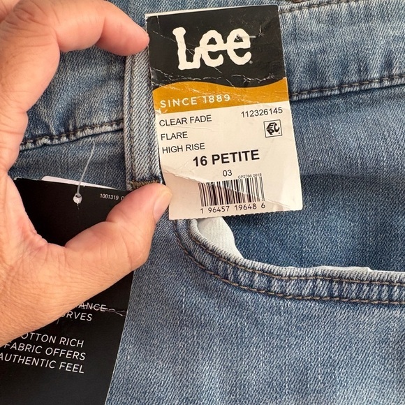 Lee Women's High Rise Exposed Button Flare Jeans Blue Size 14 Petite NWT - Picture 10 of 11